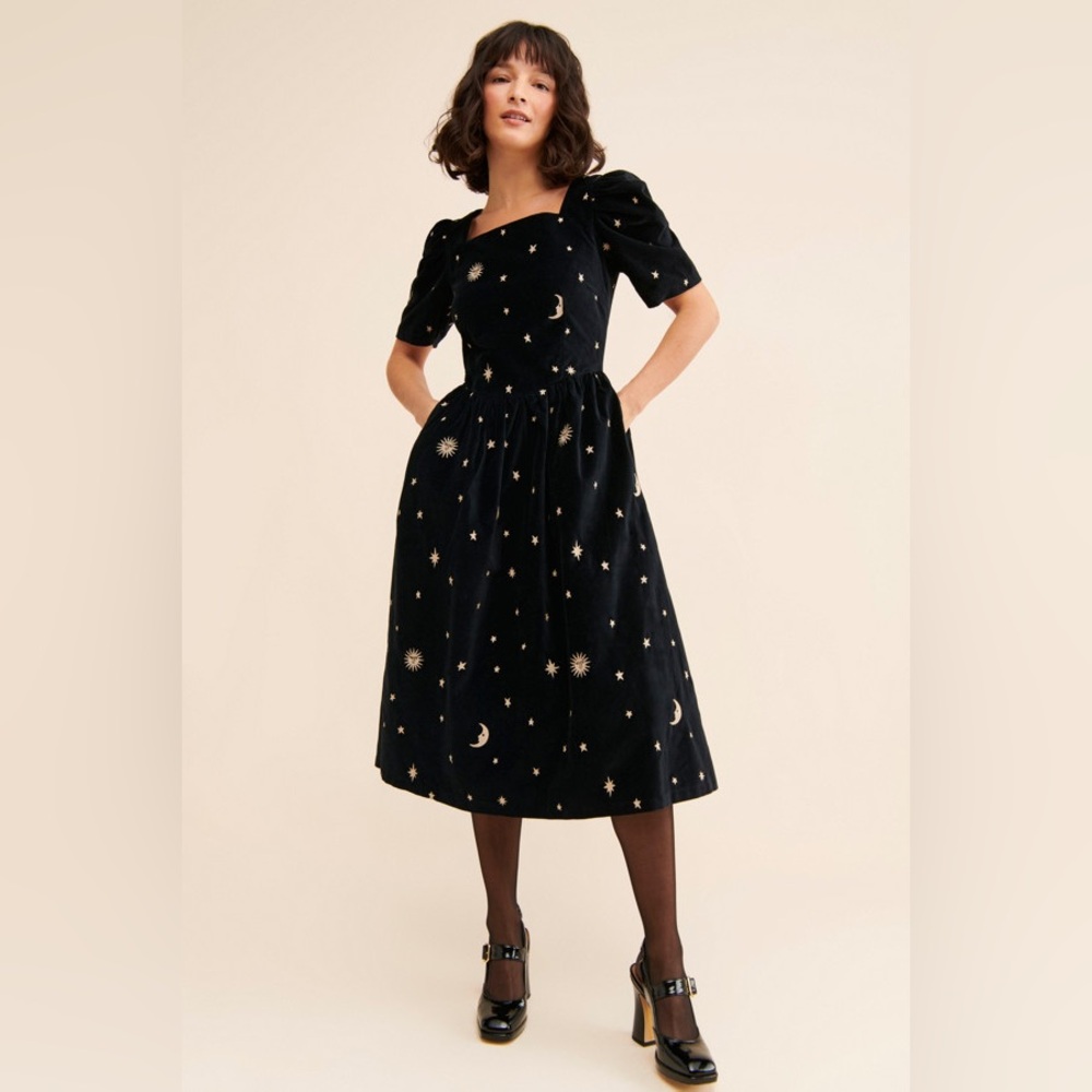 Meadows Caster Midi Dress - Black Velvet Gold Moon / Sun / Stars - size 6